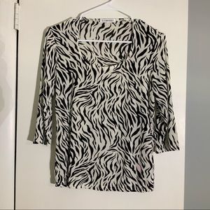 ZEBRA PRINT TOP Stretchy 3/4 Sleeve Sz 8 Small